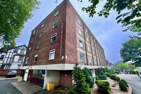 Studio to rent, Tavistock Court, NG5