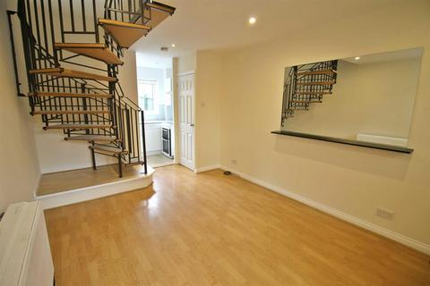 1 bedroom end of terrace house to rent, Holton Hill, Emerson Valley