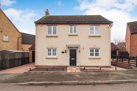 3 bedroom detached house for sale, Church Farm Avenue, Bedford MK45