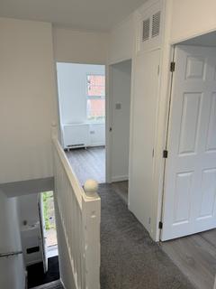 3 bedroom semi-detached house to rent, Sands Close, Pattishall NN12