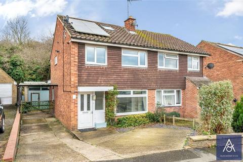 3 bedroom semi-detached house for sale, Glebe Drive, Northamptonshire NN13