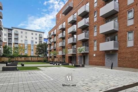 2 bedroom flat for sale, Steel House, The Metalworks, Petersfield Avenue, Slough, SL2 5AE