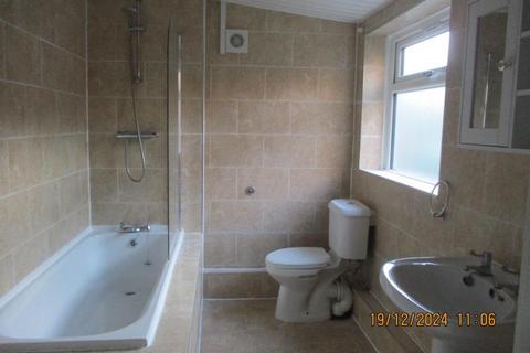 2 bedroom terraced house to rent, North Seaton Road, Ashington, NE63 0EQ