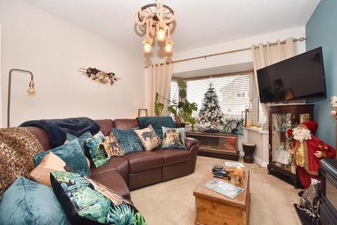 18 Billington Gardens, Billington, Clitheroe, BB7 9LU