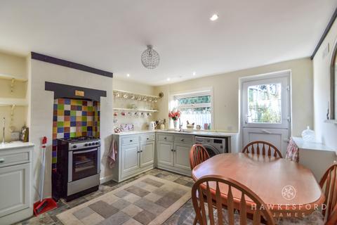 2 bedroom cottage for sale, Sittingbourne ME9