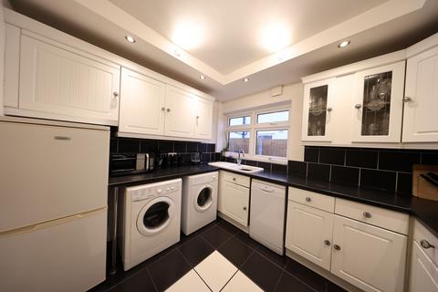 14 Ashley Gardens, Grays, RM16 2LR