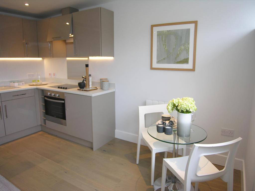 Kitchen/Dining Area