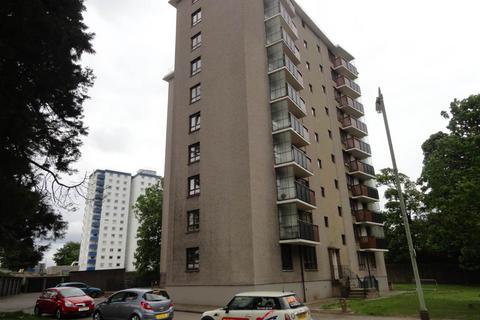 2 bedroom flat to rent, 4 (Flat 6) Dryburgh Gardens, ,