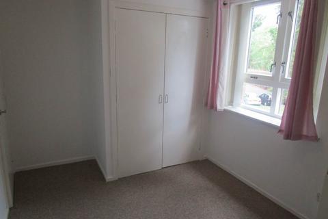 2 bedroom flat to rent, 4 (Flat 6) Dryburgh Gardens, ,