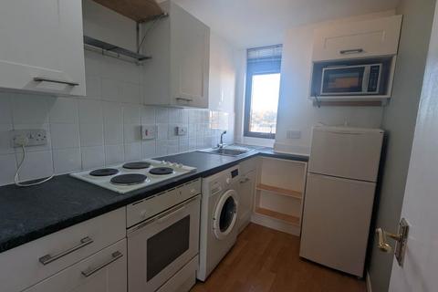 1 bedroom flat to rent, 22D Gardner Street , ,