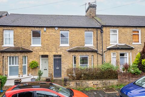 3 bedroom terraced house to rent, Oswald Road, Hertfordshire AL1