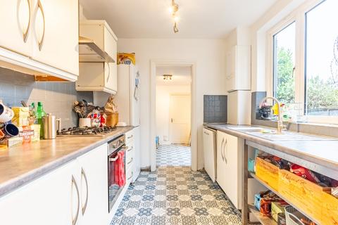 3 bedroom terraced house to rent, Oswald Road, Hertfordshire AL1