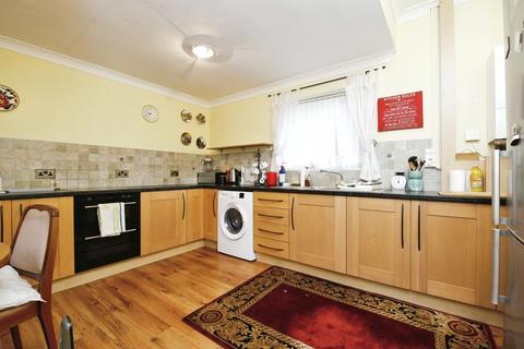 3 bedroom bungalow for sale, The Sands, Durham DH1