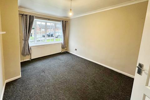 2 bedroom end of terrace house to rent, Fullerton Crescent, Rotherham S65