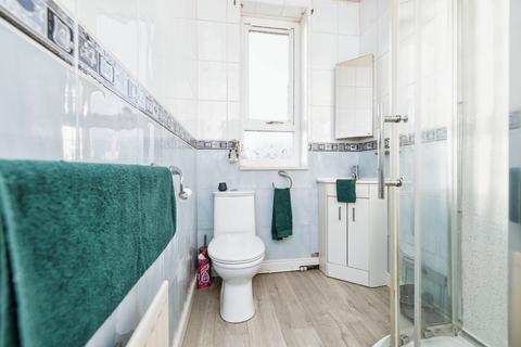 75 Loganlea Place, Edinburgh, EH7 6PE