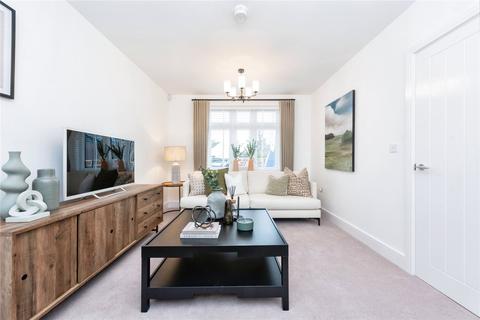 3 bedroom end of terrace house for sale, Vincam Close, Twickenham TW2