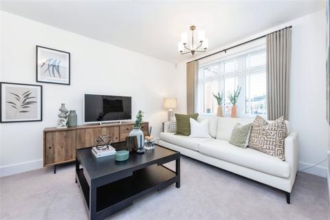 3 bedroom end of terrace house for sale, Vincam Close, Twickenham TW2