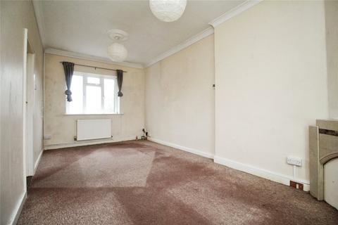 2 bedroom flat to rent, The Hard, Hampshire PO1