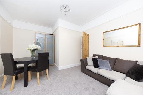 1 bedroom flat to rent, Compton Road, SW19