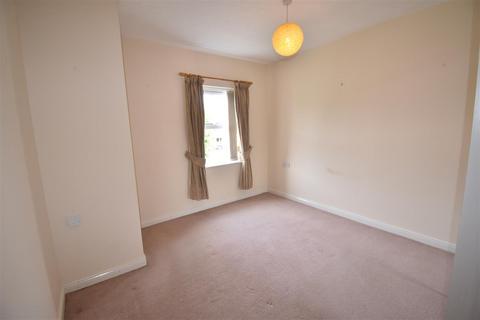 2 bedroom retirement property for sale, Symington Way, Market Harborough