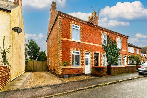 2 bedroom end of terrace house for sale, Victoria Street, Fleckney, Leicester