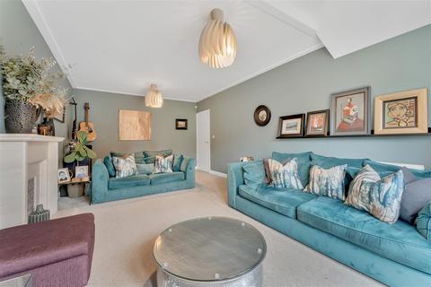 4 bedroom detached house for sale, Chapel Close, Kibworth Harcourt, Leicester