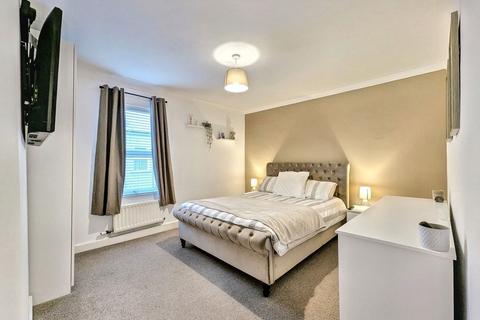 34 Collins Terrace, Maryport, CA15 8DL