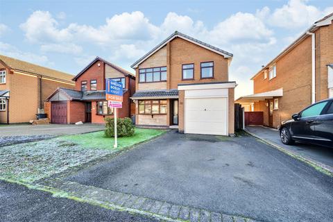 4 bedroom detached house for sale, Chetwynd Drive, Nuneaton