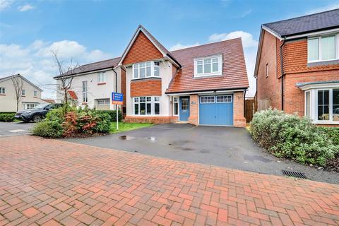 4 bedroom detached house for sale, Adelie Road, Galley Common, Nuneaton