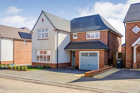 4 bedroom detached house for sale, Roman Avenue, Nuneaton