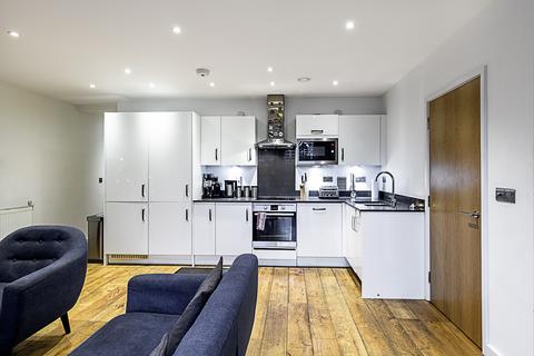 2 bedroom flat to rent,  Commerell Street, London, London SE10