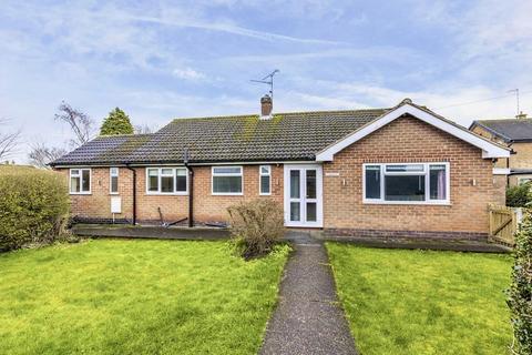 2 bedroom detached bungalow for sale, Brickyard Lane, Newark NG22