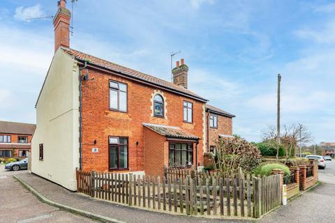 2 bedroom semi-detached house for sale, Pellew Place, North Walsham