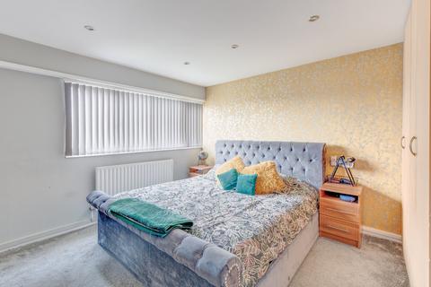 132 Astley Close, Redditch, B98 7TZ