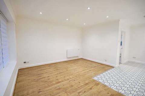 1 bedroom flat for sale, Lower Street, Stansted Mountfitchet CM24