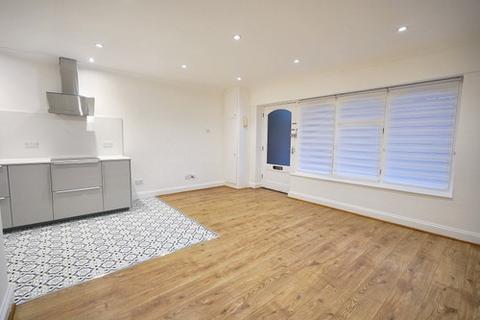 1 bedroom flat for sale, Lower Street, Stansted Mountfitchet CM24