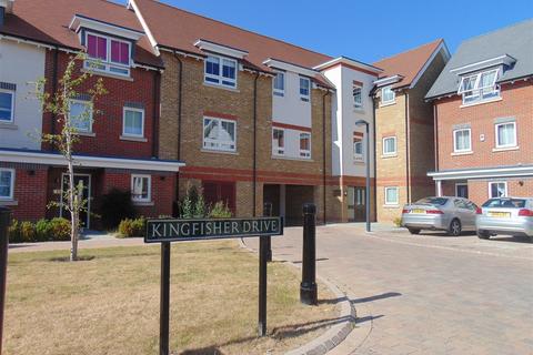 2 bedroom flat to rent, Kingfisher Drive, Maidenhead