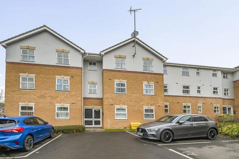 2 bedroom apartment for sale, Elm Park, Reading, Berkshire