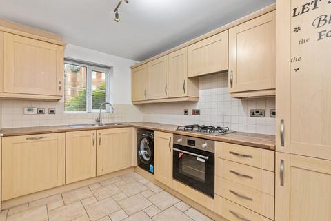 3 bedroom mews for sale, Gadfield Grove, Manchester M46