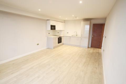 1 bedroom flat to rent, Kingsway, Hove BN3