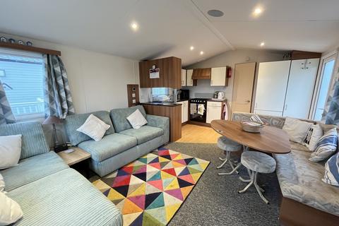 2 bedroom static caravan for sale, Suffolk Sands Caravan Park, Carr Road, Felixstowe IP11