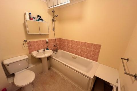 1 bedroom maisonette for sale, St. Francis Close, Rochester, Kent