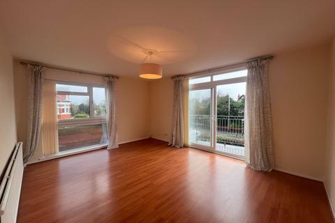 2 bedroom flat to rent, Cambridge Road, Southport, PR9 9PR