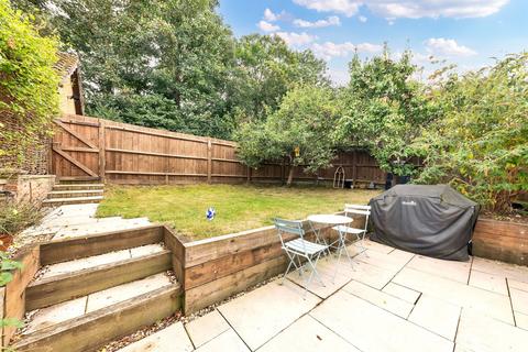 3 bedroom semi-detached house for sale, Barry Lynham Drive, Newmarket CB8