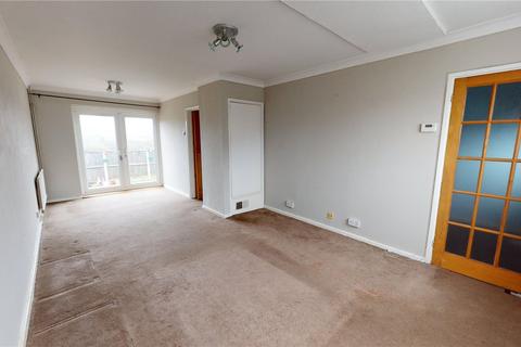 3 bedroom terraced house for sale, Silvertown Avenue, Stanford-le-Hope, Essex, SS17