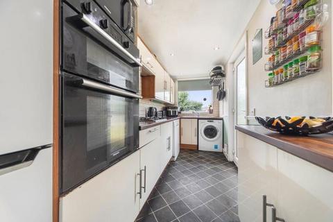 12 Chaucer Road, Bromsgrove, B60 2EE