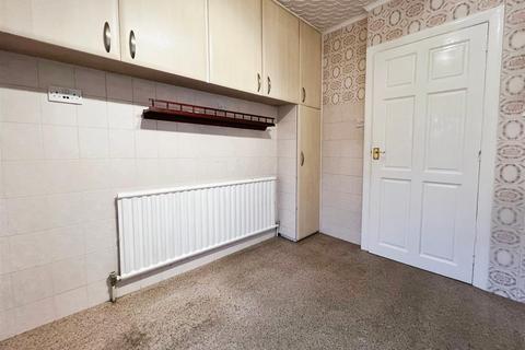 8 Fagley Drive, Bradford, BD2 3LE