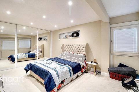 12 Temple Road, Biggin Hill, Westerham, TN16 3UH