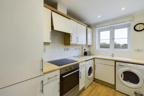 2 bedroom flat to rent, Quay 2000 Horseshoe Bridge, Southampton