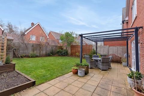 5 bedroom detached house for sale, Ethel Bailey Close, Epsom, KT19